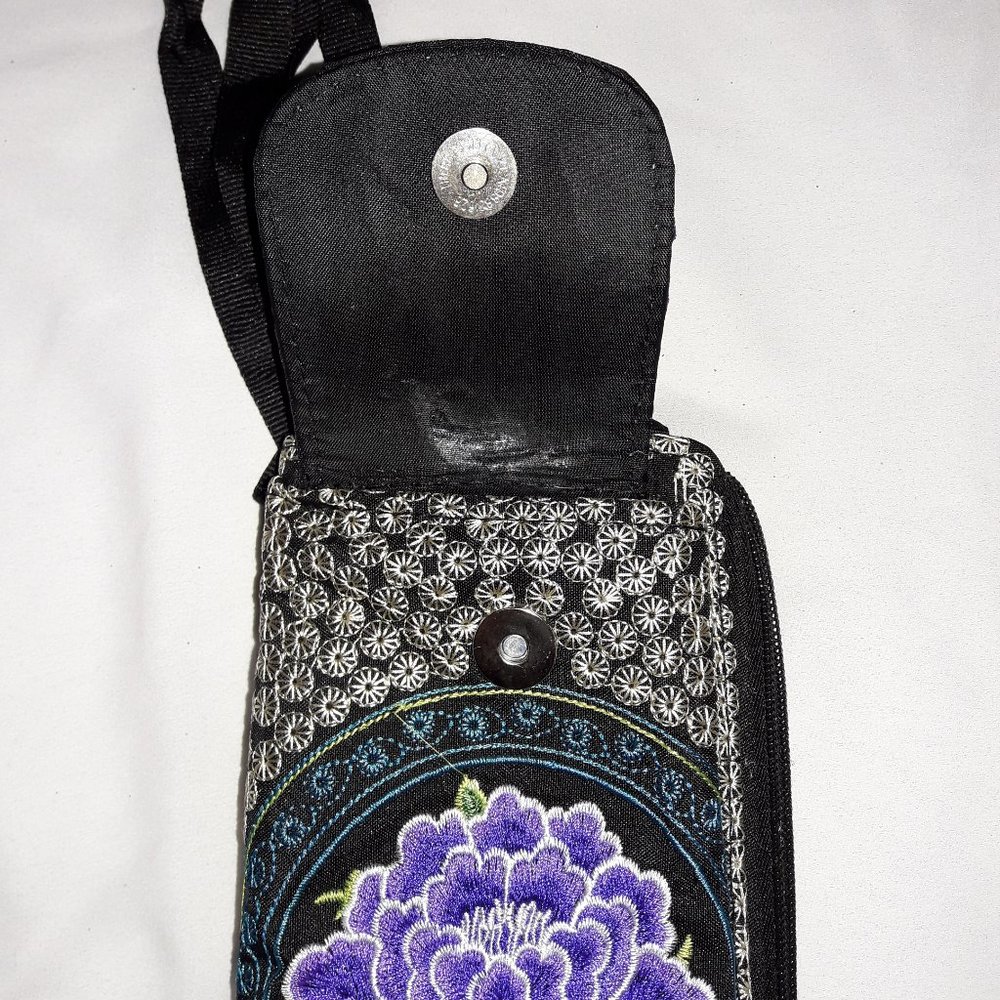 Colorfully Embroidered Cell/Wallet - Picture 2 of 7